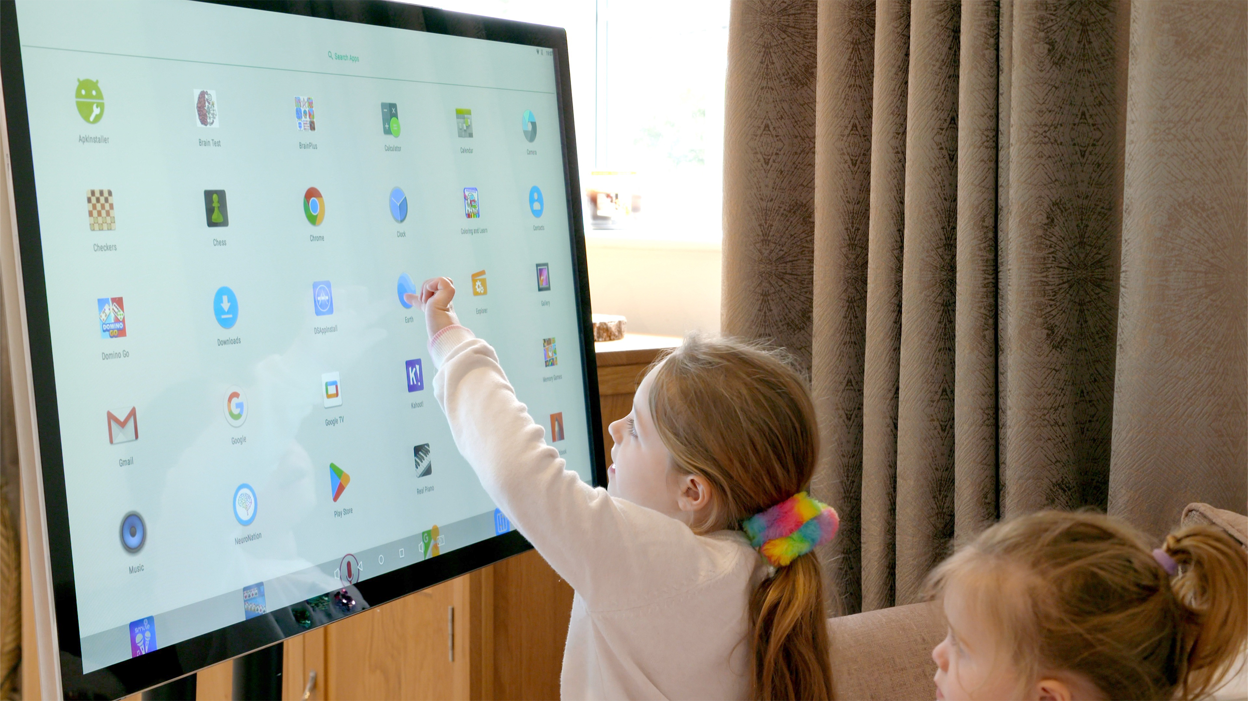 interactive touch-screens-4